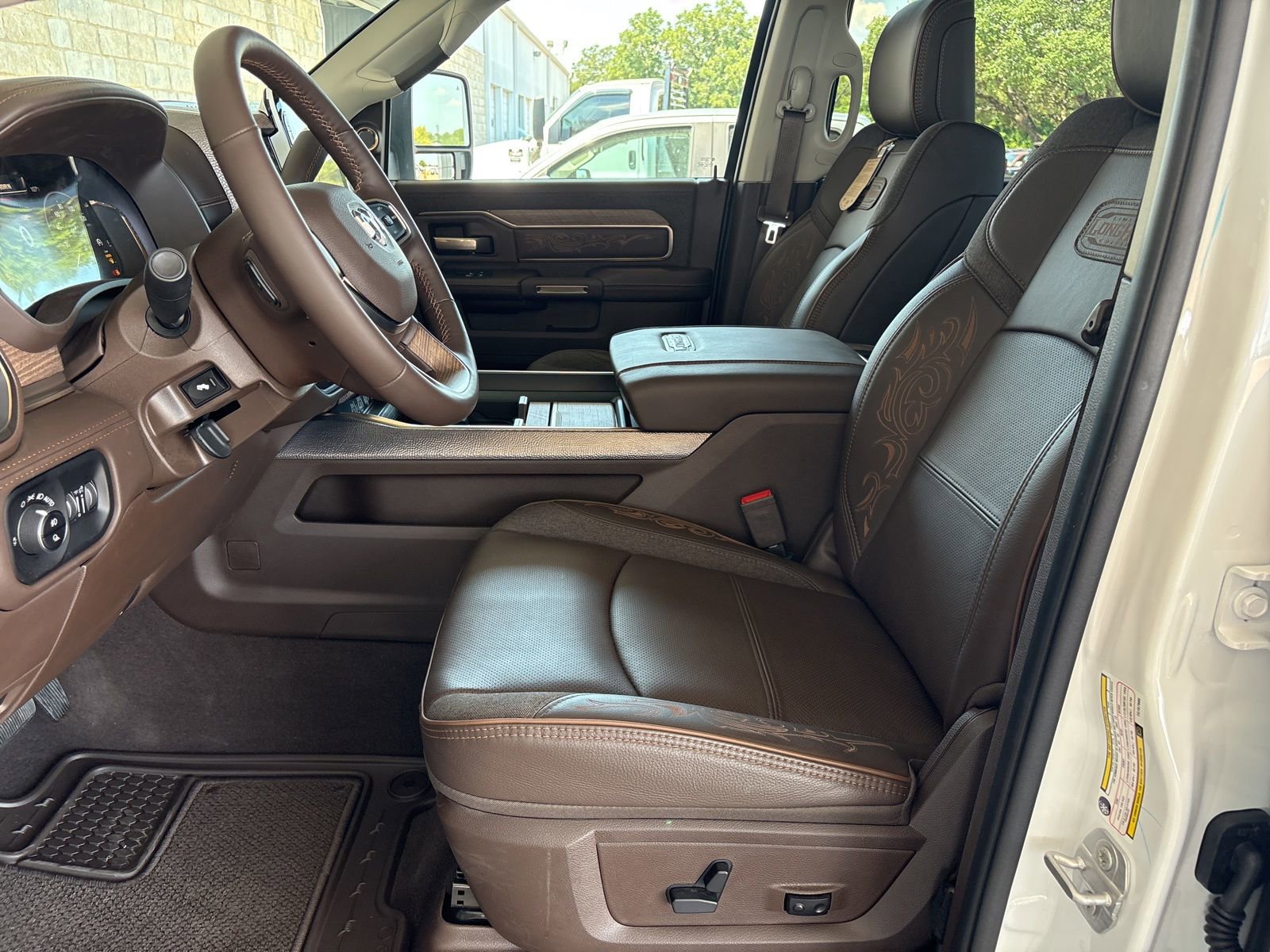 New 2026 RAM 2500 Limited image 8