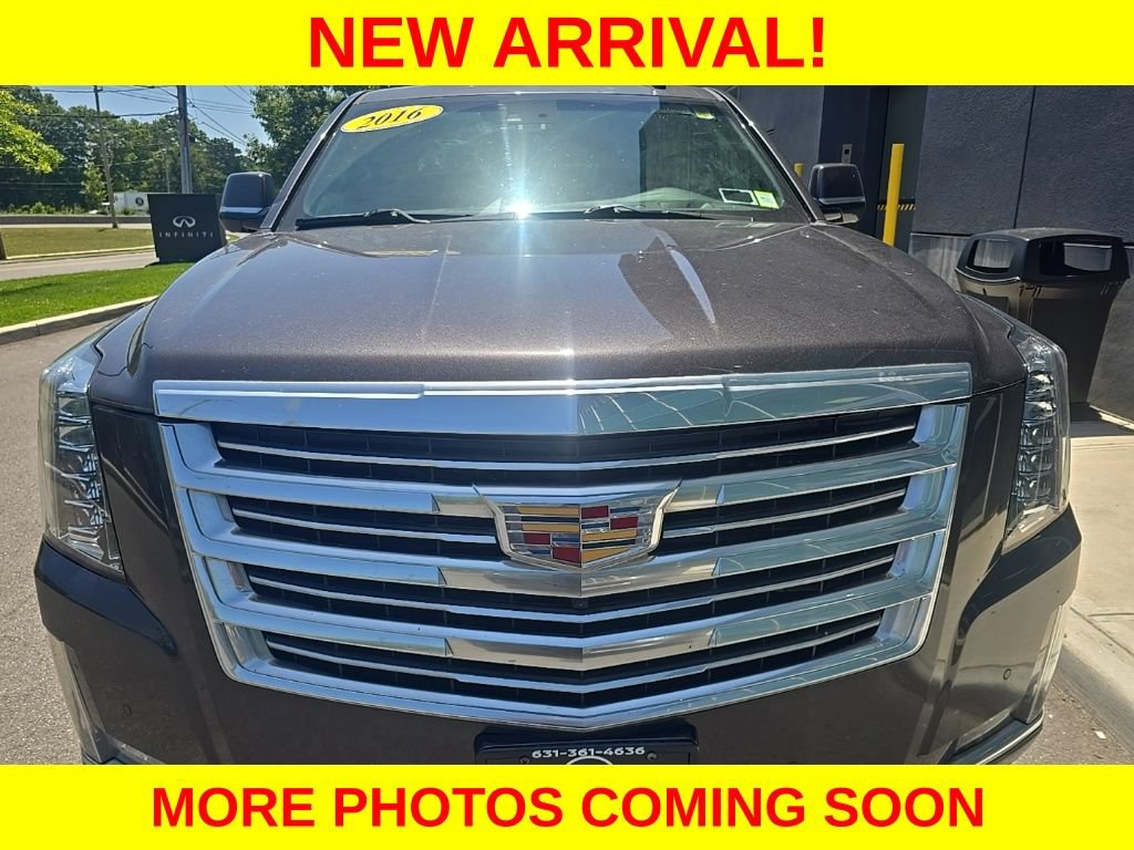 Used 2016 Cadillac Escalade ESV Platinum AWD/4WD image 13
