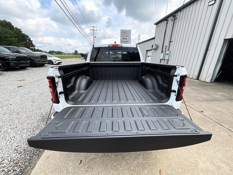 New 2027 RAM 1500 Laramie w/ Night Edition AWD/4WD image 8