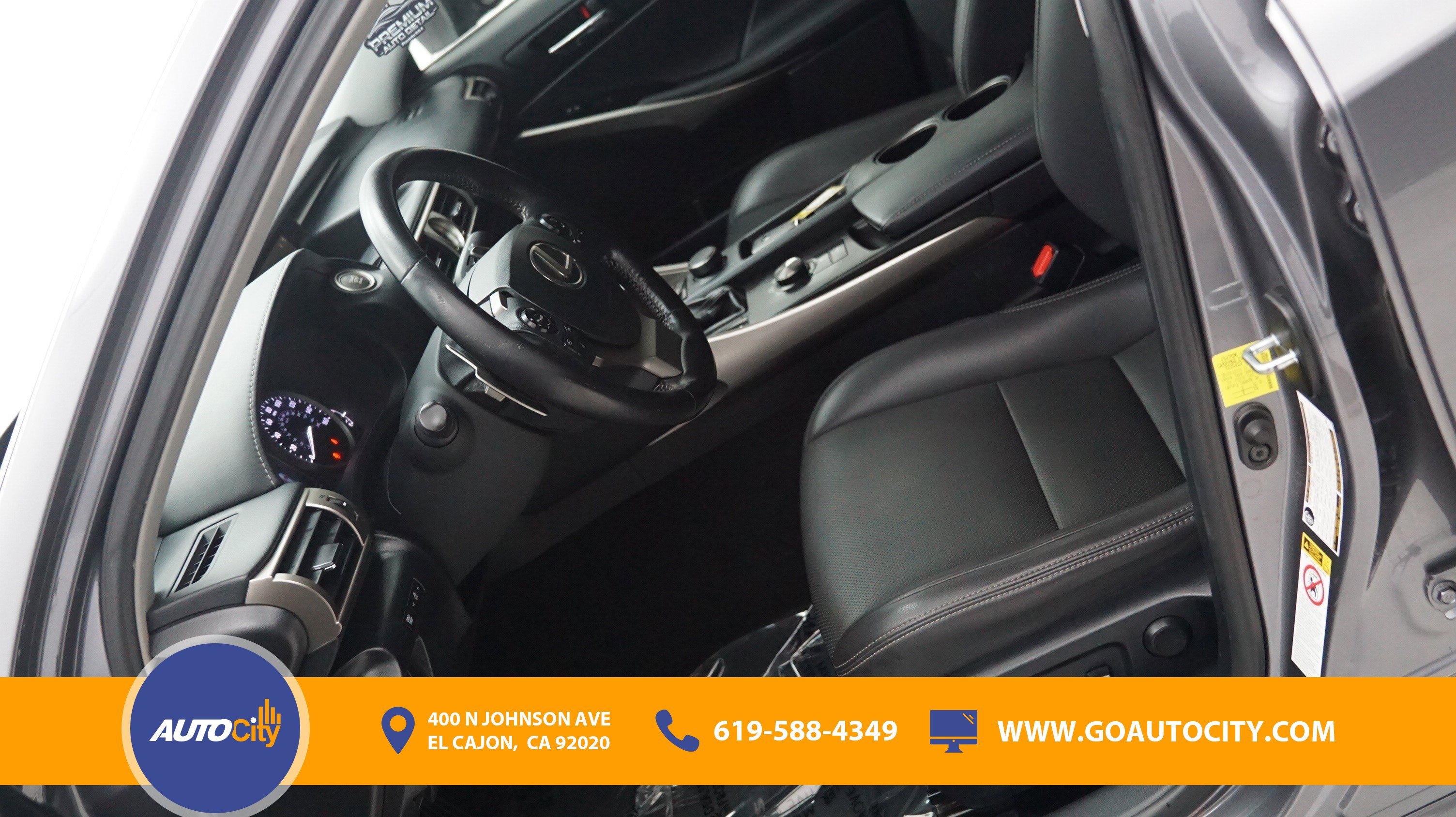 Used 2016 Lexus IS 200t image 9