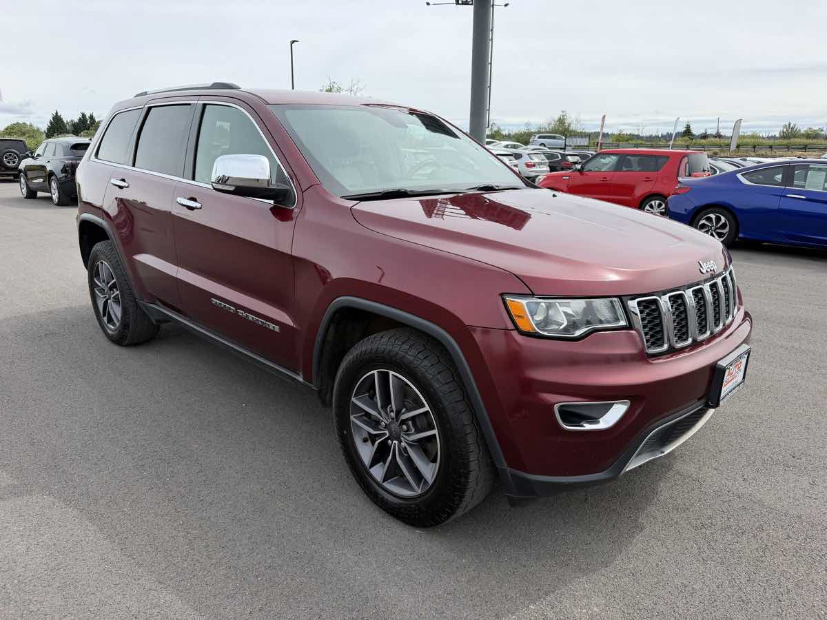 Used 2019 Jeep Grand Cherokee Limited AWD/4WD image 2