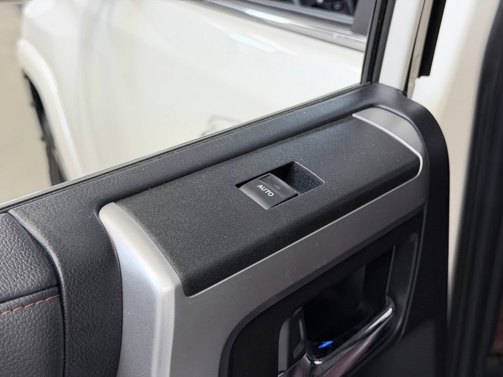 Used 2020 Toyota 4Runner Limited AWD/4WD image 20