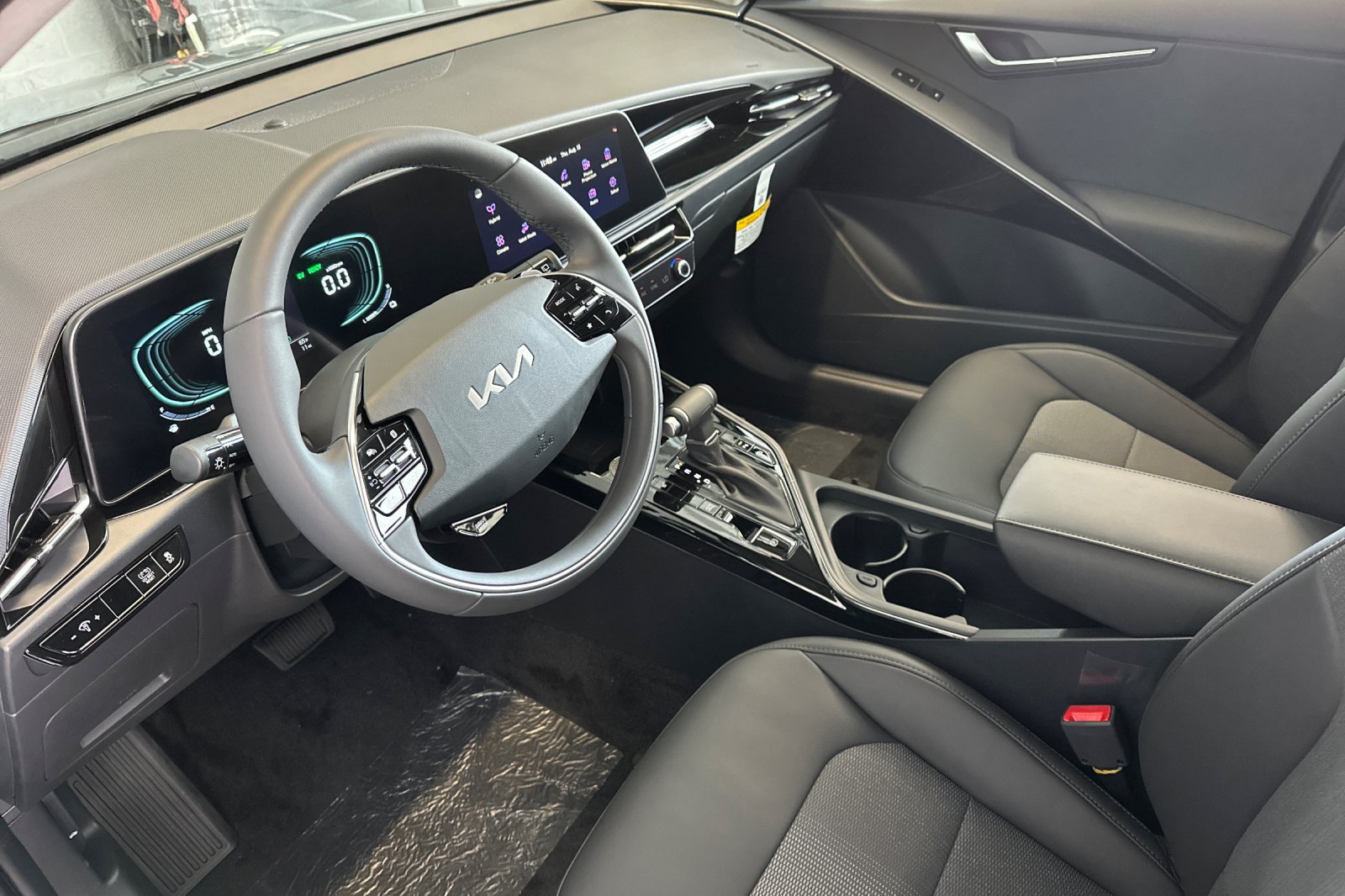 New 2026 Kia Niro EX FWD image 10
