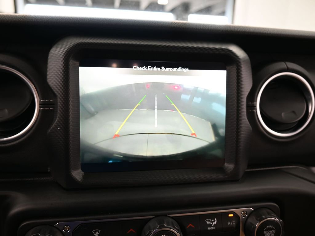 Used 2022 Jeep Wrangler Unlimited Sahara w/ Safety Group image 19