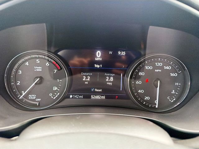 Used 2020 Cadillac XT4 Premium Luxury FWD image 38