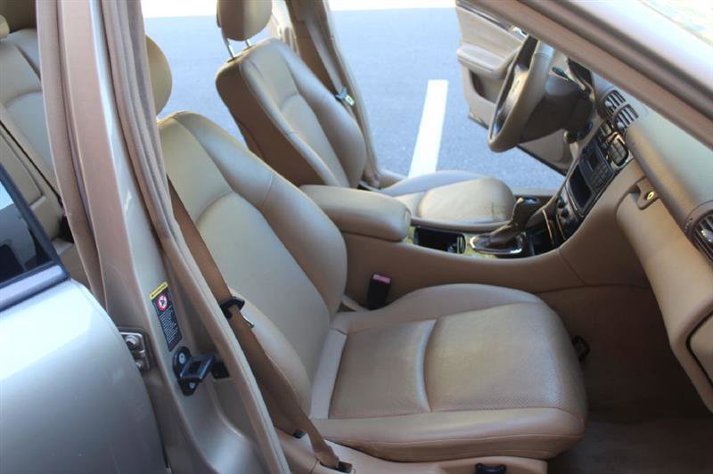 Used 2003 Mercedes-Benz C 240 4MATIC Sedan image 7