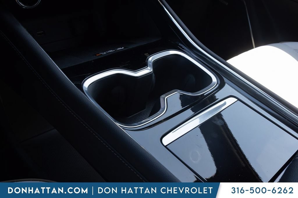 Used 2025 Chevrolet Traverse High Country w/ LPO, Floor Liner Package FWD image 13