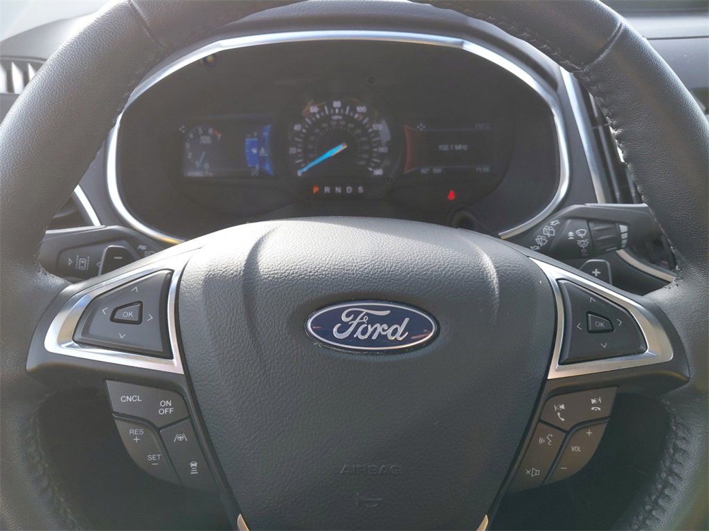 Used 2020 Ford Edge Titanium w/ Class II Trailer Tow Package image 30