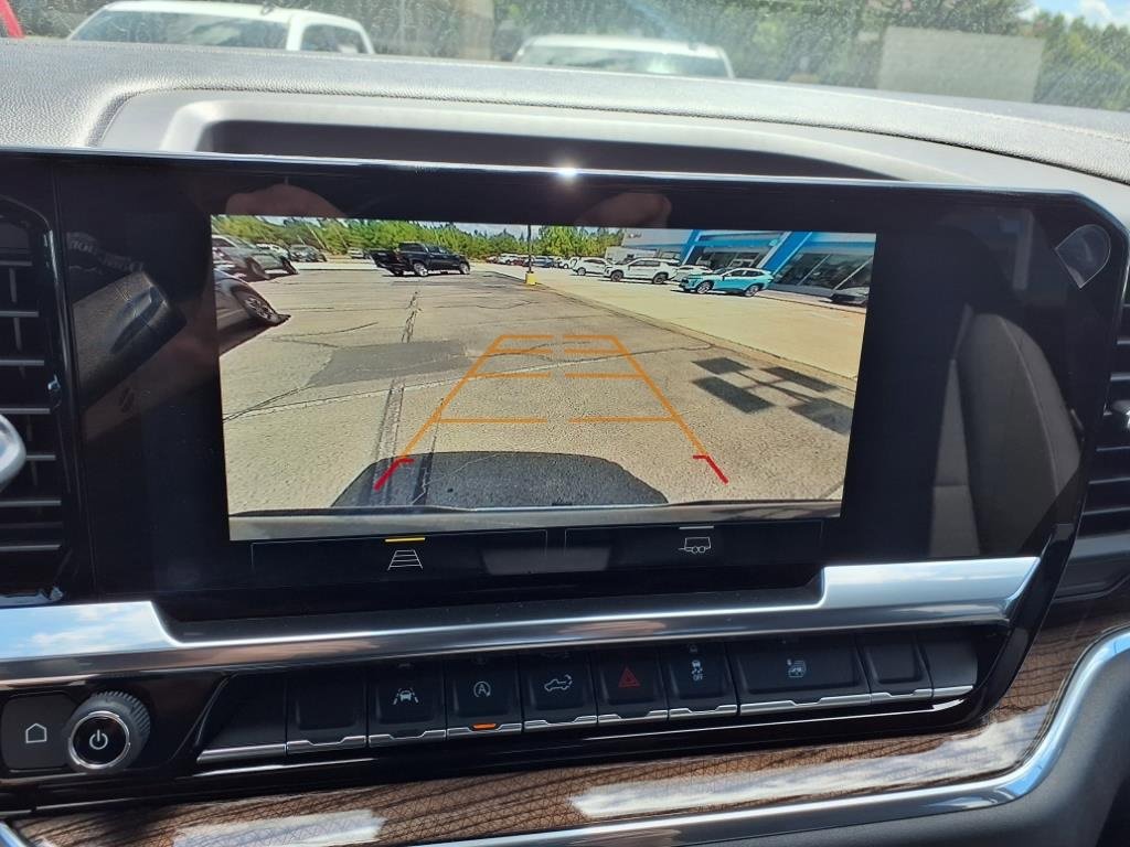 Used 2025 Chevrolet Silverado 1500 LT image 17