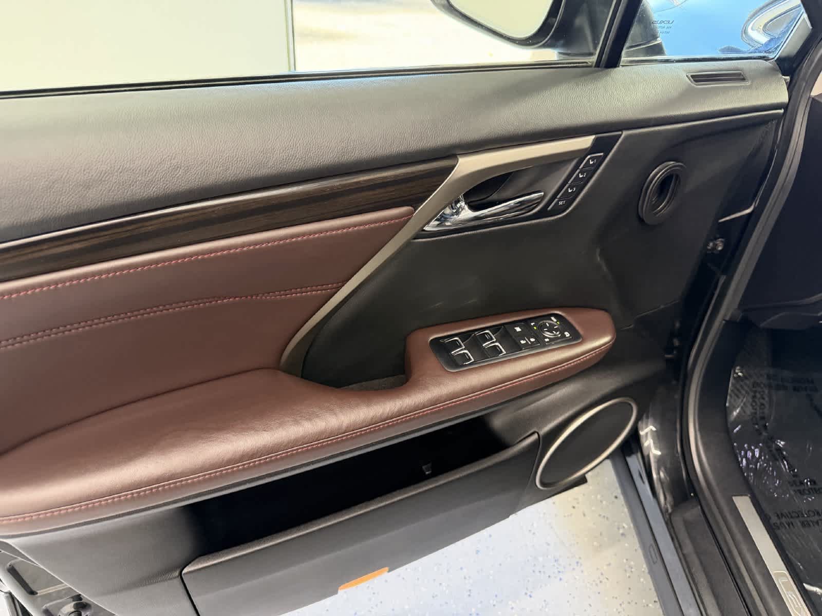 Used 2016 Lexus RX 350 AWD w/ Premium Package image 14