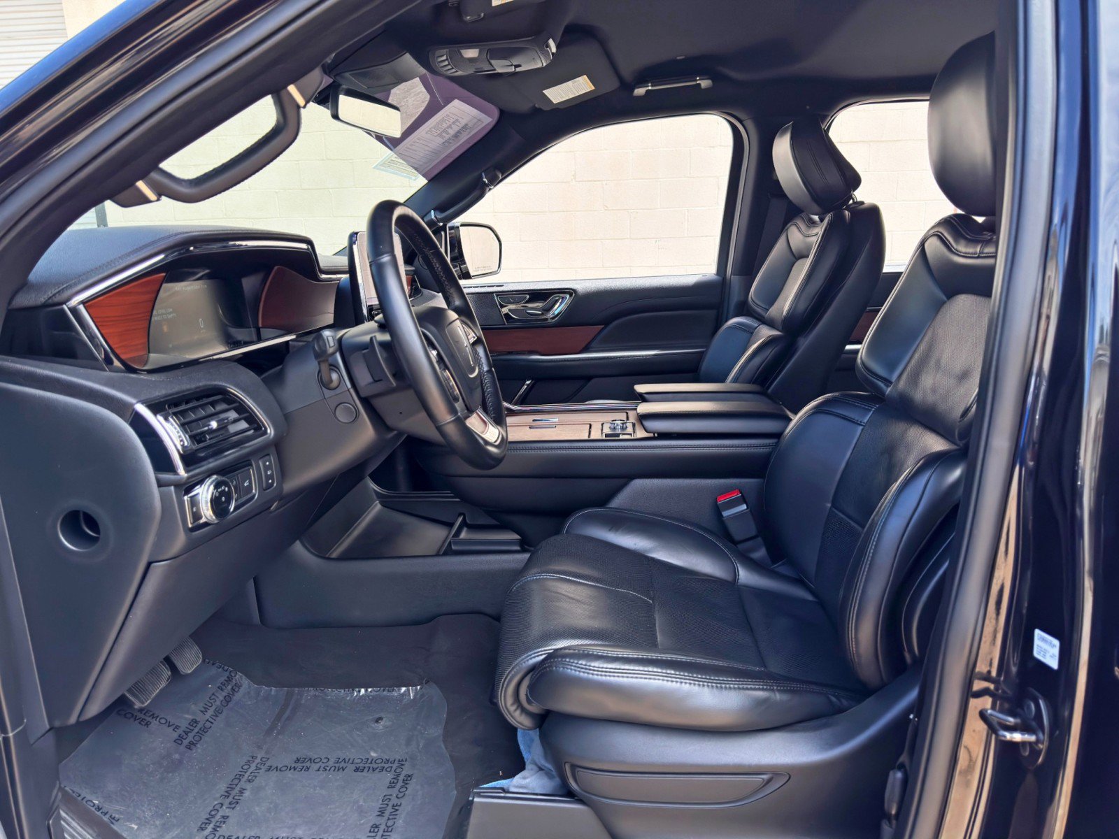 Used 2020 Lincoln Navigator L 4WD image 16
