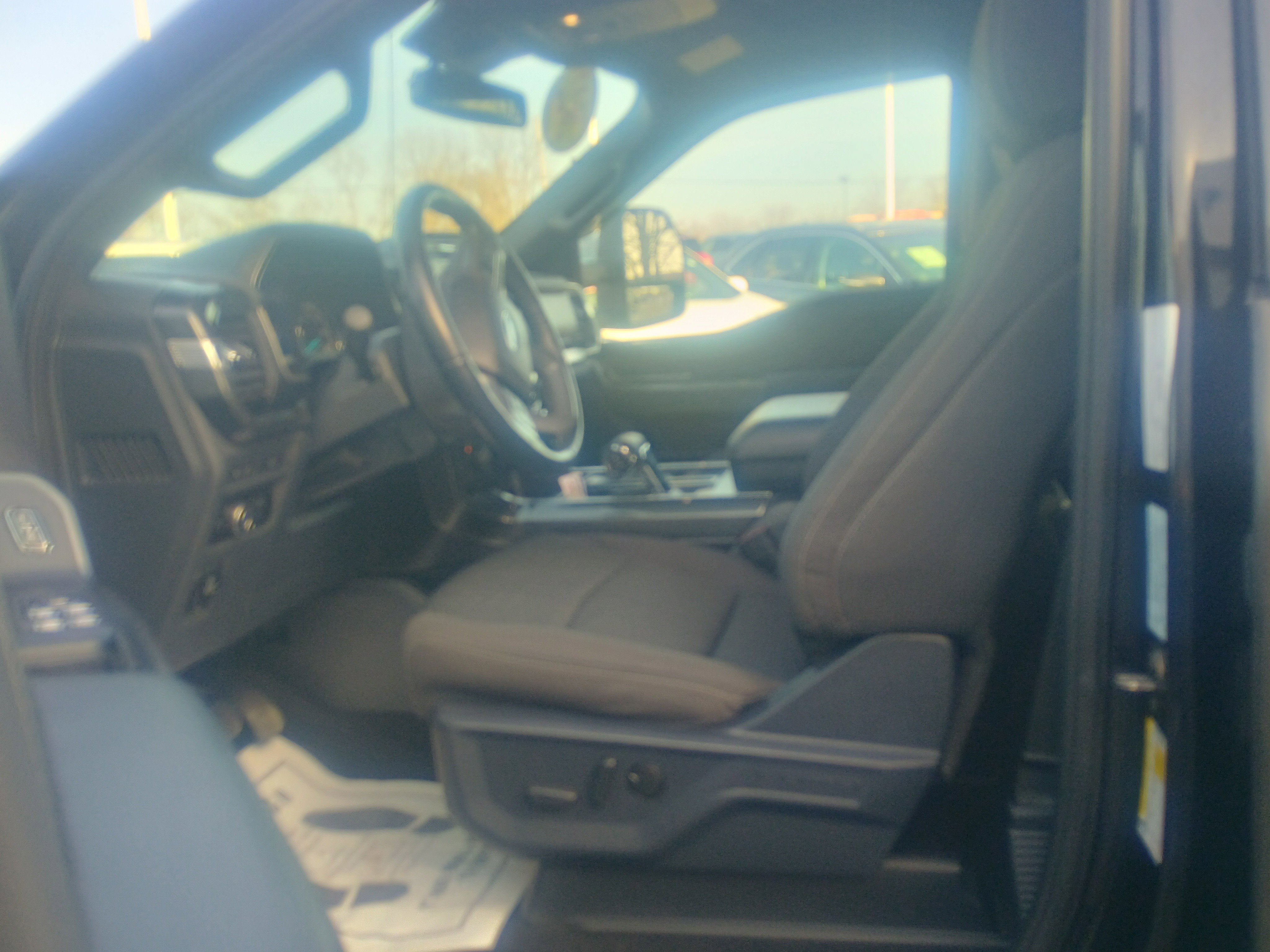 Certified 2022 Ford F150 XLT w/ Equipment Group 302A High image 19