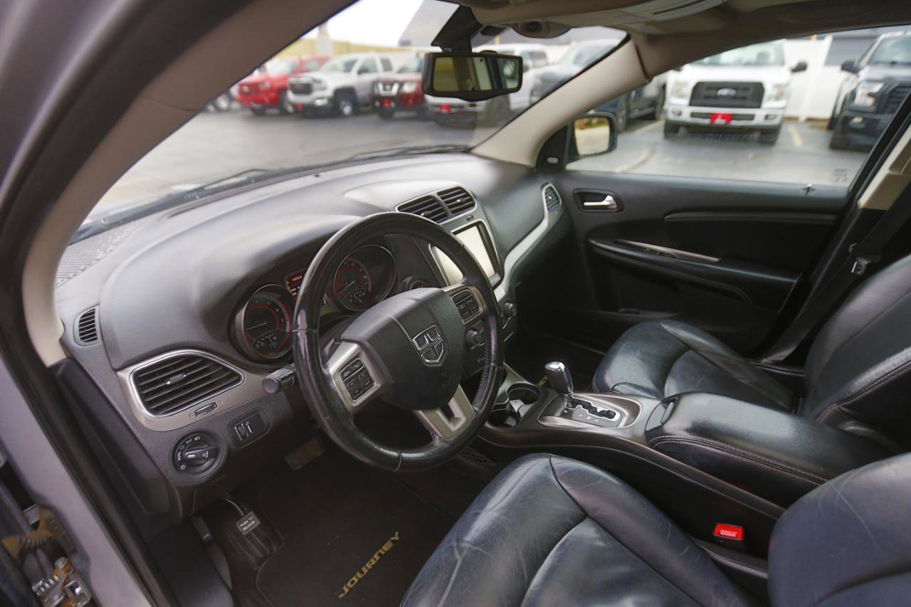 Used 2015 Dodge Journey Crossroad w/ Driver Convenience Group AWD/4WD image 3