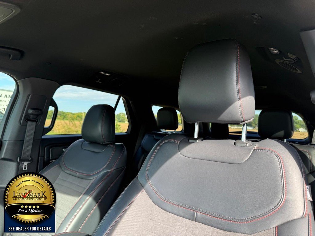 Used 2026 Ford Explorer ST-Line AWD/4WD image 9