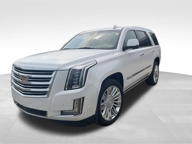 Used 2020 Cadillac Escalade Platinum RWD image 2