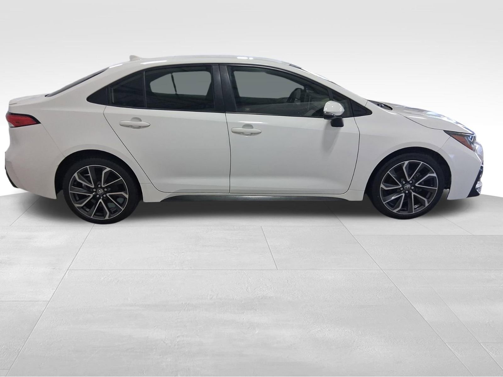 Used 2020 Toyota Corolla SE image 4