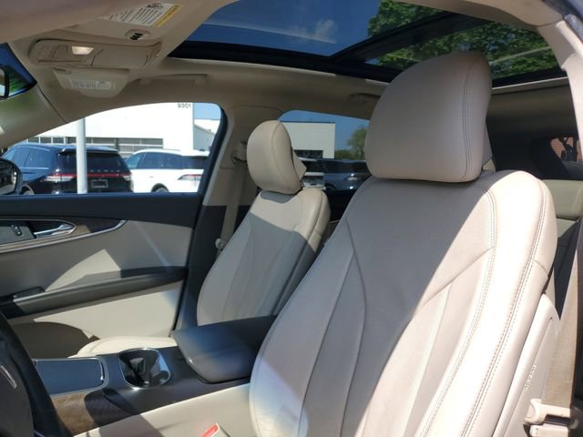 Used 2016 Lincoln MKX Reserve w/ Driver Assistance Package AWD/4WD image 10