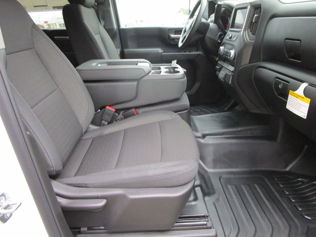 New 2026 GMC Sierra 3500 Pro w/ Convenience Package image 23