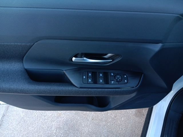 New 2026 Nissan Kicks SV w/ SV Premium Package image 30