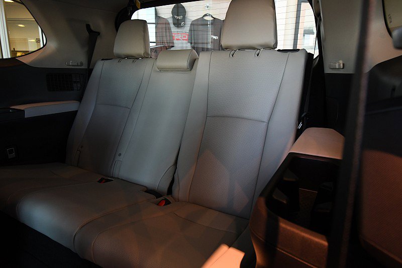 New 2026 Toyota Grand Highlander AWD Hybrid image 8