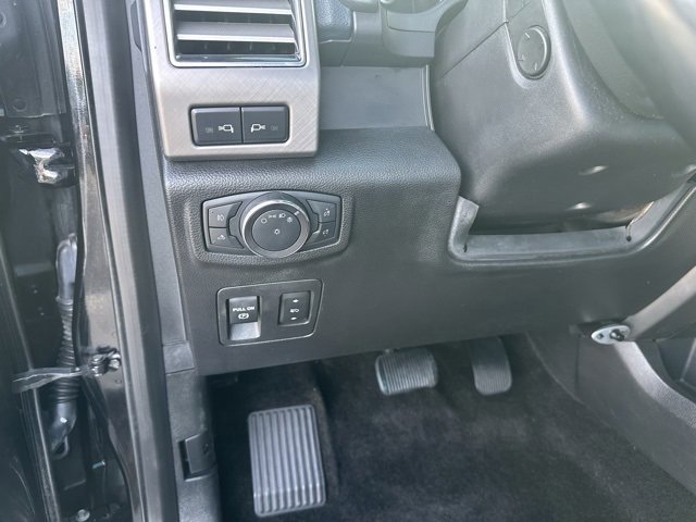 Used 2018 Ford F150 Limited w/ Trailer Tow Package image 4