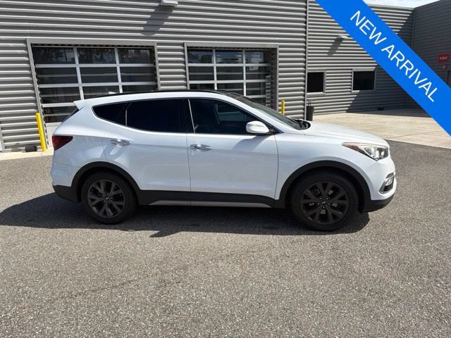 Used 2018 Hyundai Santa Fe Sport FWD image 3