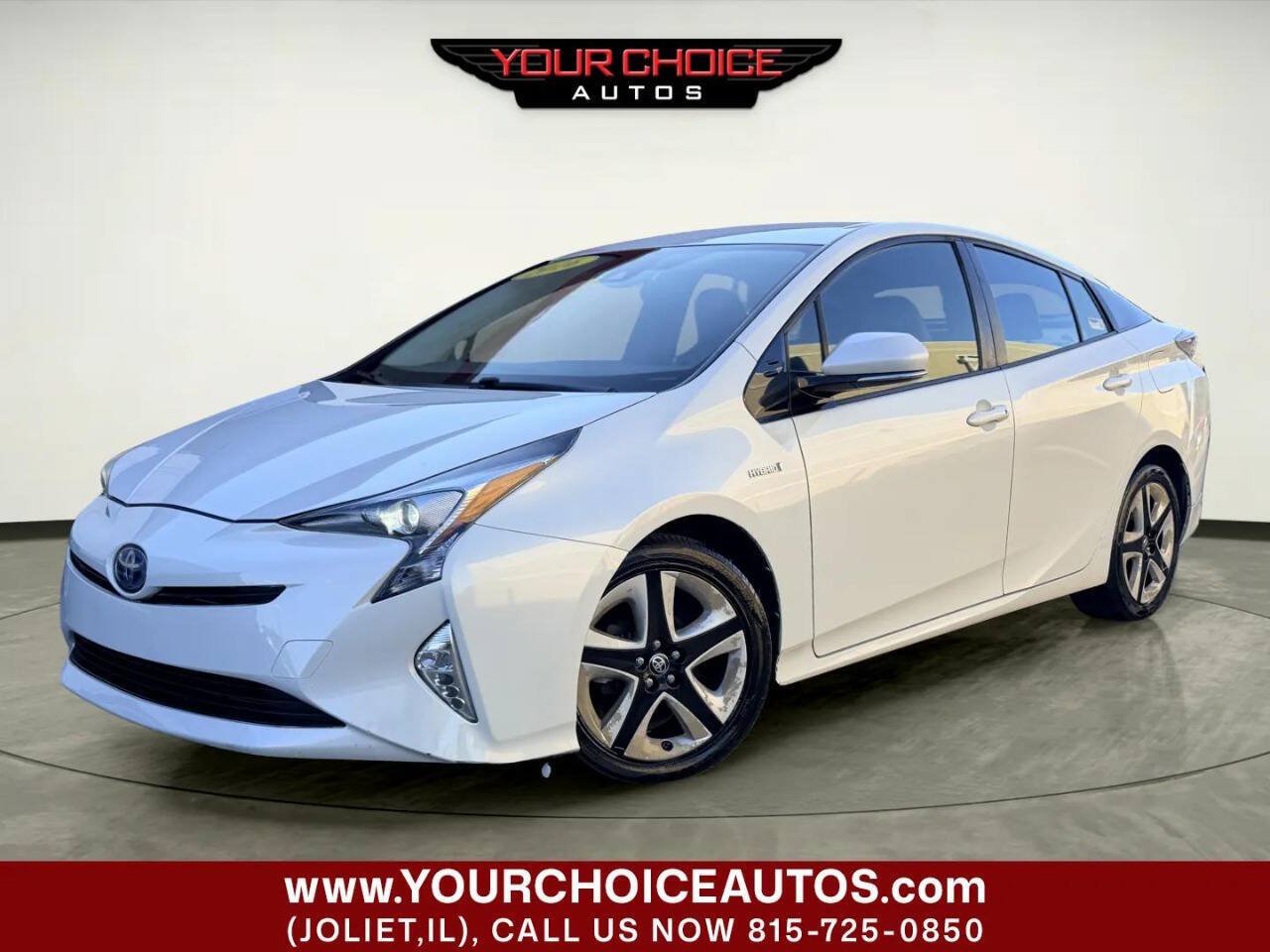 Used 2016 Toyota Prius Three Touring FWD image 1