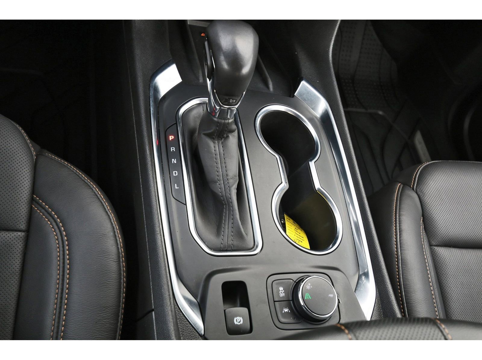 Used 2021 Chevrolet Traverse Premier w/ LPO, Floor Liner Package FWD image 29