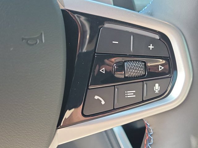 Used 2026 BMW M440i Convertible RWD image 22