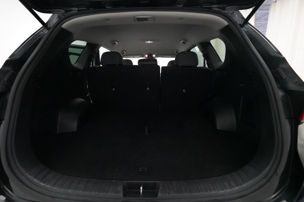 Used 2023 Hyundai Santa Fe SE AWD/4WD image 10