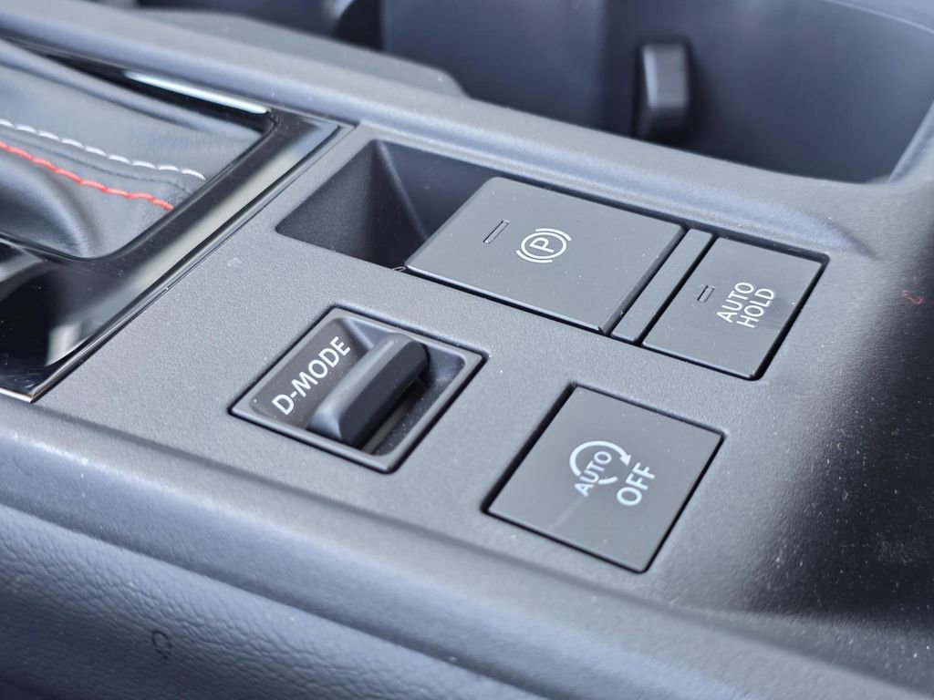 New 2026 Nissan Sentra SR w/ Floor Mat Package FWD image 22
