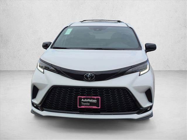 New 2026 Toyota Sienna XSE FWD image 6