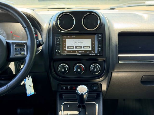 Used 2013 Jeep Patriot Latitude w/ Sun/Sound Group FWD image 18