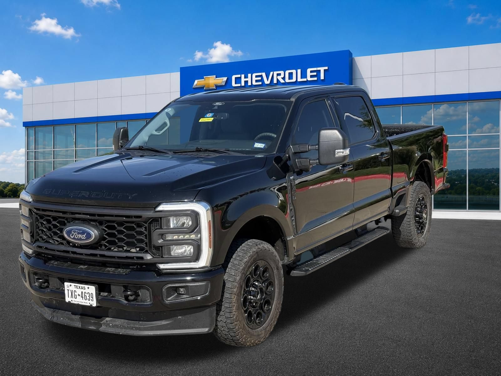 Used 2024 Ford F350 XLT w/ XLT Premium Package AWD/4WD image 13