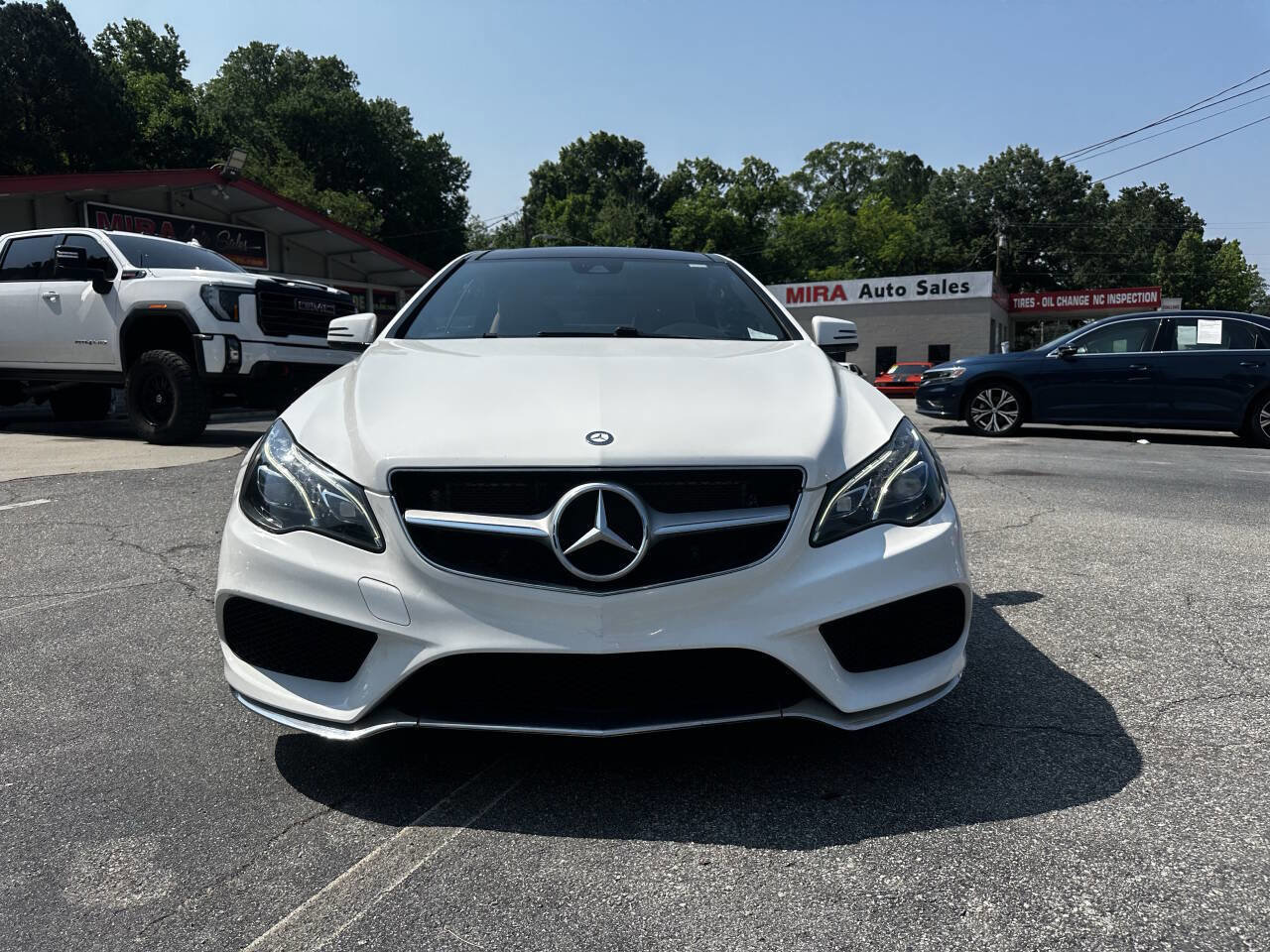 Used 2016 Mercedes-Benz E 400 4MATIC Coupe image 9