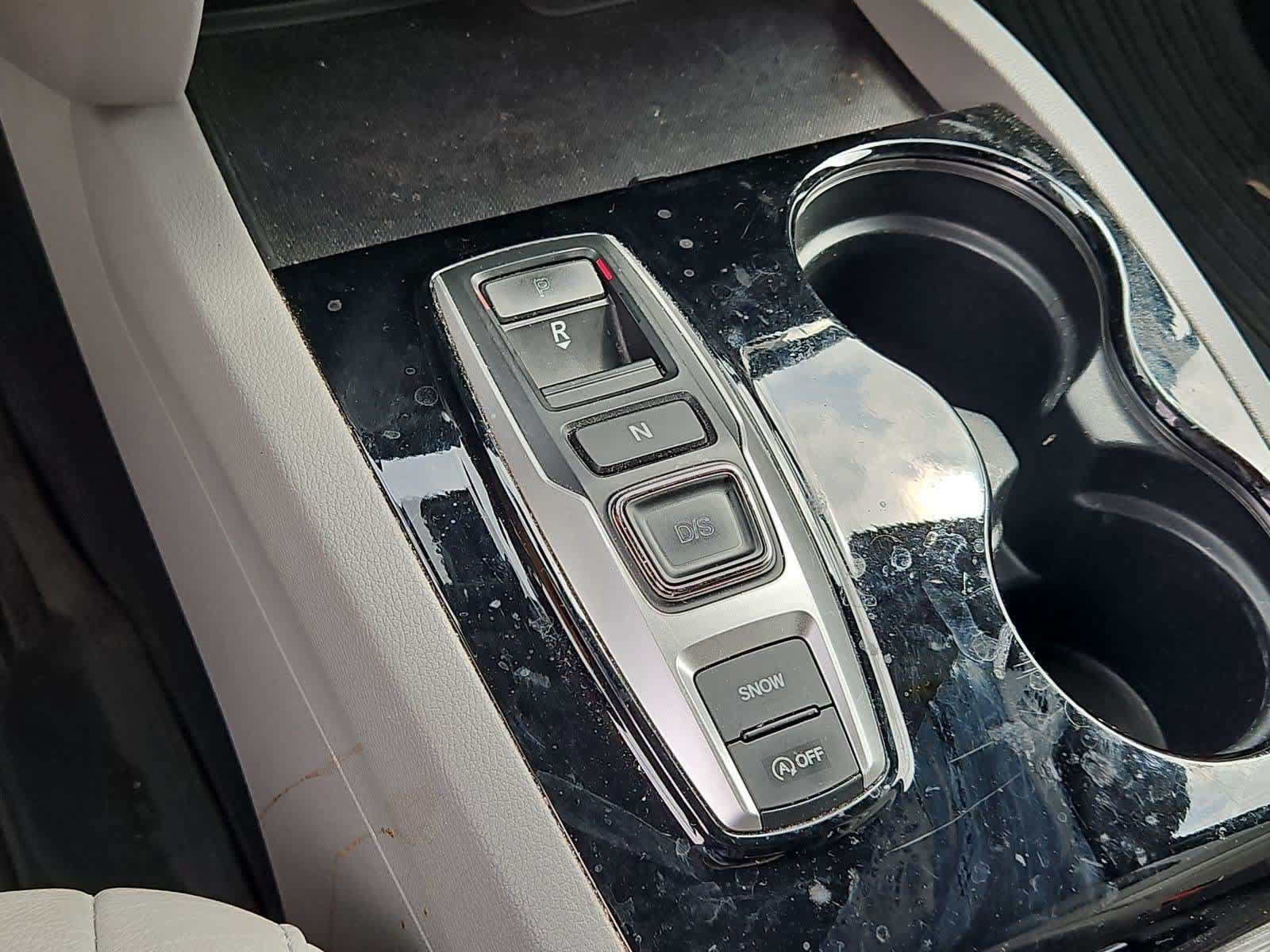 Used 2017 Honda Pilot Touring image 32