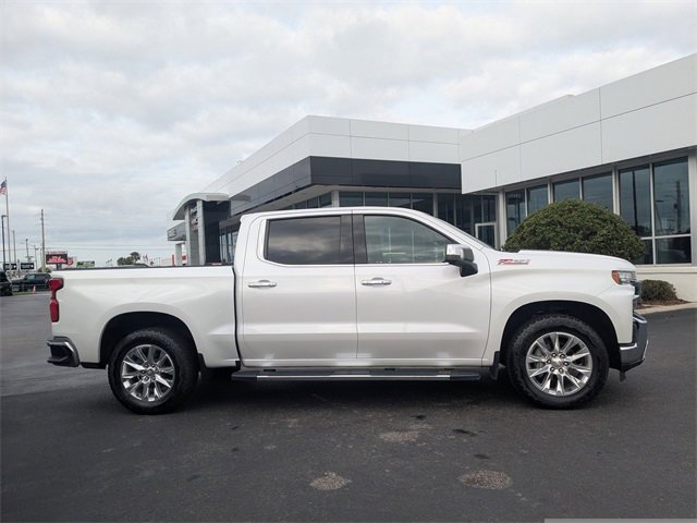Used 2021 Chevrolet Silverado 1500 LTZ image 3