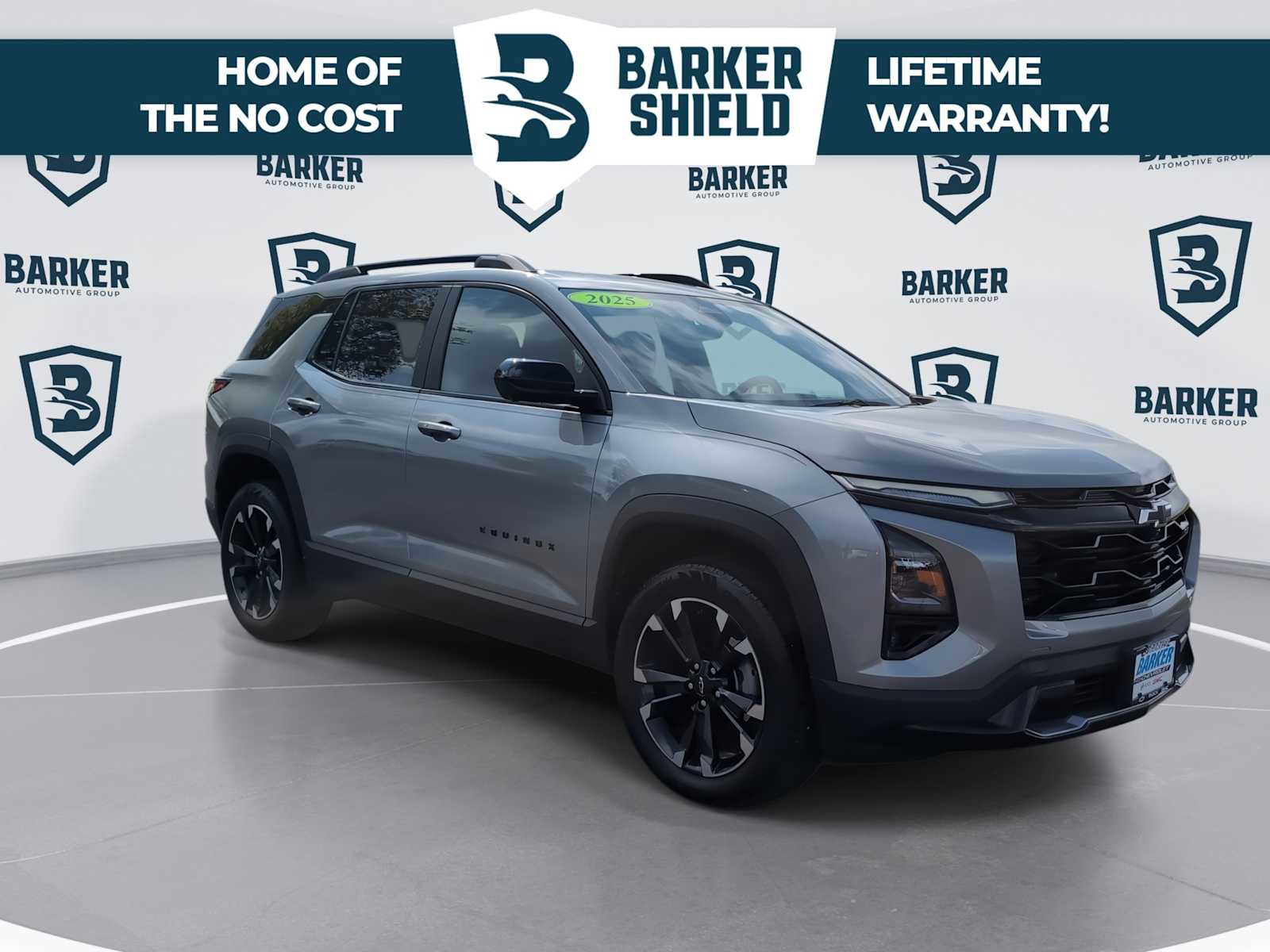 Used 2025 Chevrolet Equinox RS w/ Safety and Technology Package FWD image 2