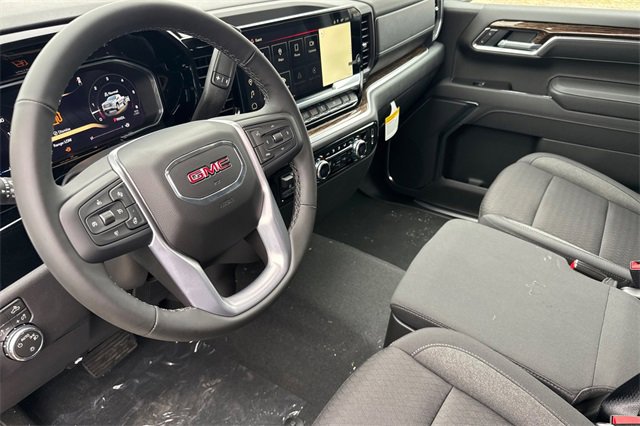 New 2026 GMC Sierra 1500 SLE w/ Preferred Package image 10
