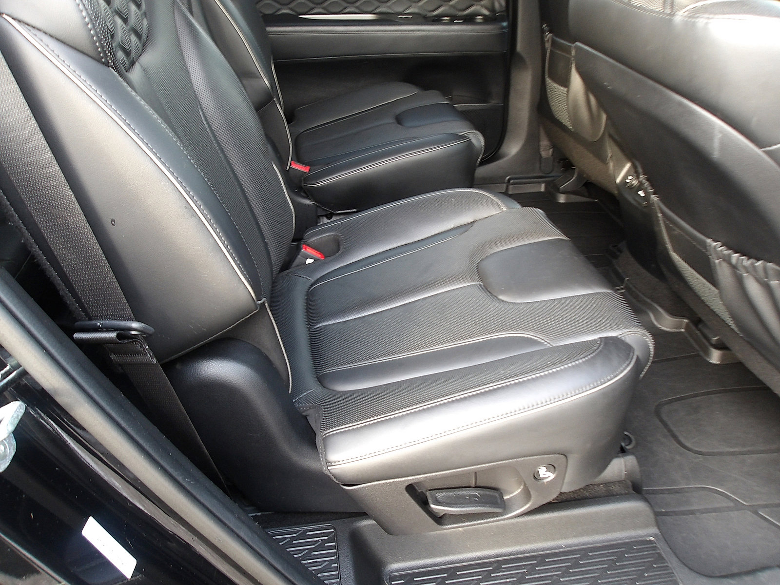 Certified 2022 Hyundai Palisade Calligraphy image 12