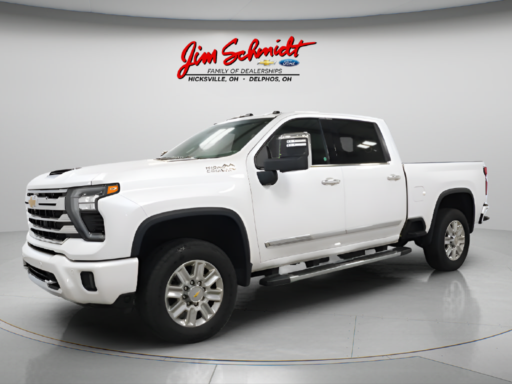 Used 2025 Chevrolet Silverado 2500 High Country AWD/4WD image 2