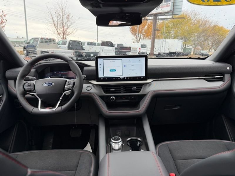 New 2026 Ford Explorer ST w/ Sun And Sound Package image 9