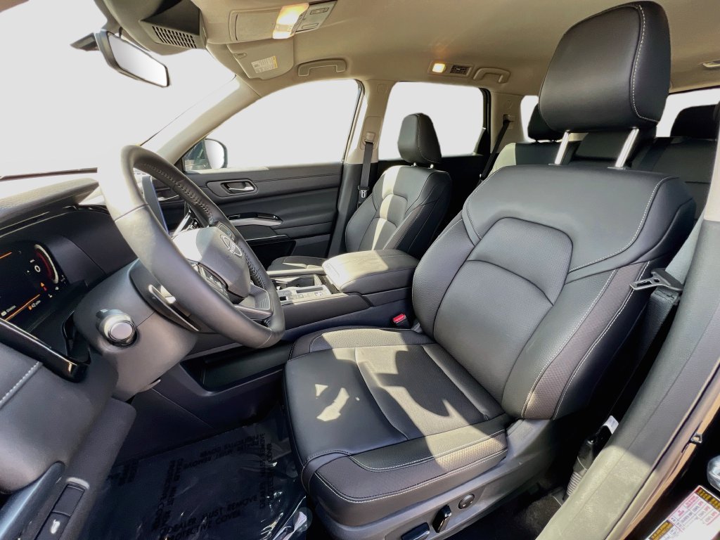 New 2026 Nissan Pathfinder SL w/ Cargo Package FWD image 20