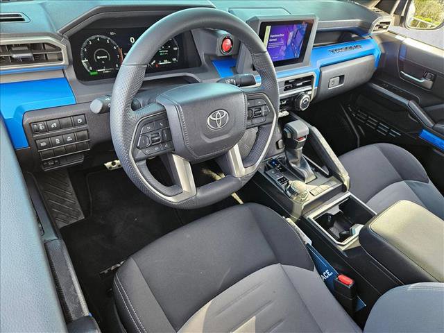 Used 2025 Toyota Tacoma TRD Sport AWD/4WD image 9