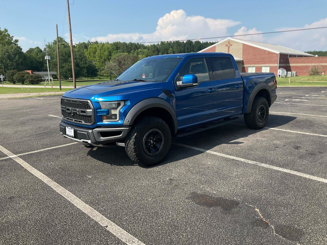 Used 2017 Ford F150 Raptor w/ Equipment Group 802A Luxury AWD/4WD image 11