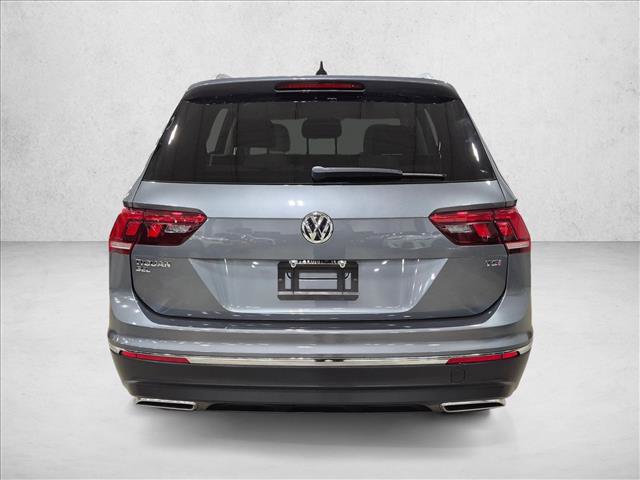 Used 2018 Volkswagen Tiguan SEL FWD image 7