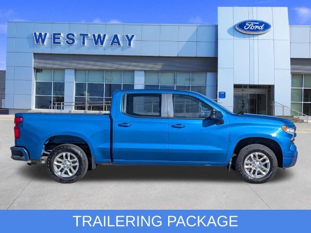 Used 2022 Chevrolet Silverado 1500 RST AWD/4WD image 2