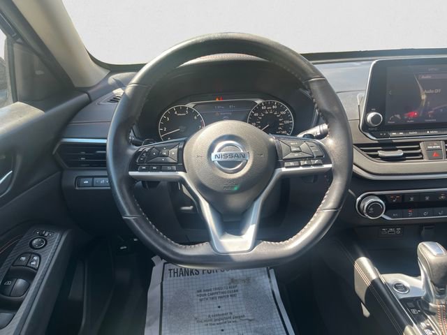 Used 2021 Nissan Altima 2.5 SR w/ SR Premium Package FWD image 12