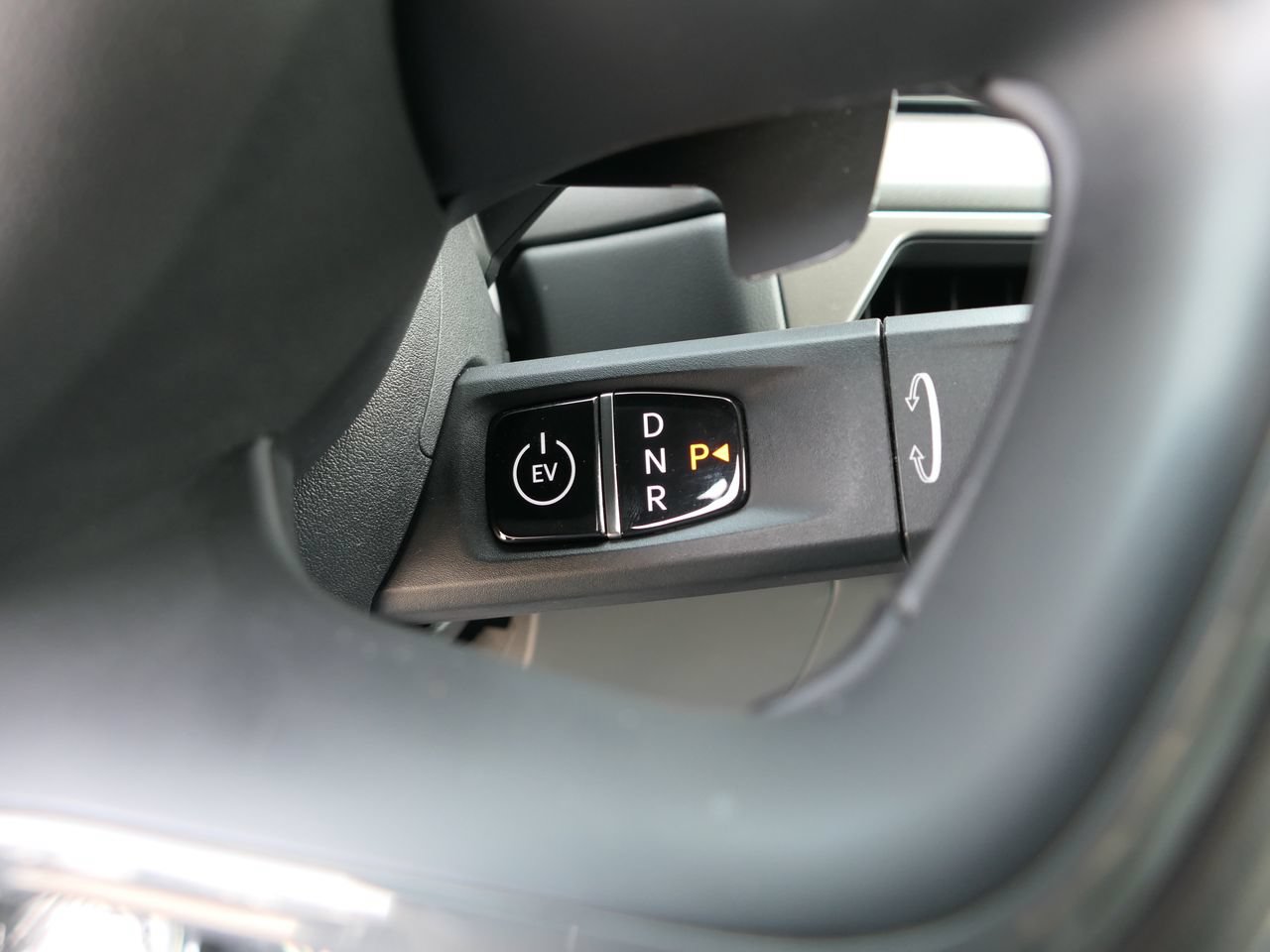 Certified 2024 Kia EV9 Wind AWD/4WD image 17