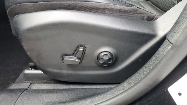 Certified 2020 Jeep Cherokee Limited w/ Trailer Tow Group image 26